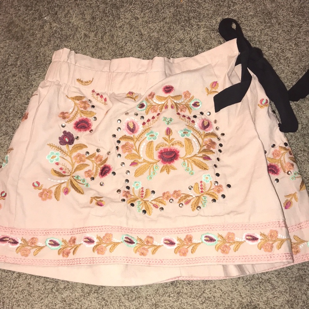 Allison embellished skort